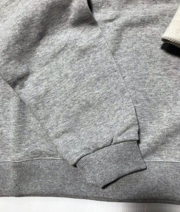 FRUIT OF THE LOOM　トレーナー